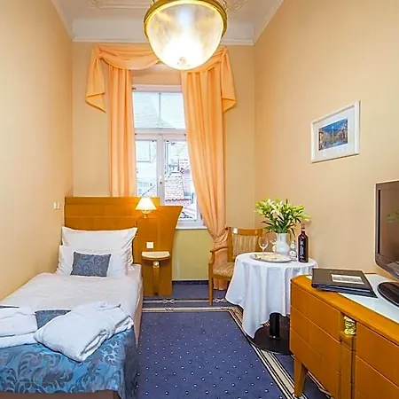 Hotel Tri Lilie