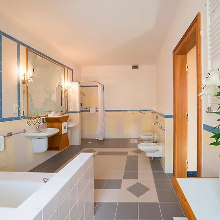Tri Lilie 4* Františkovy Lázně