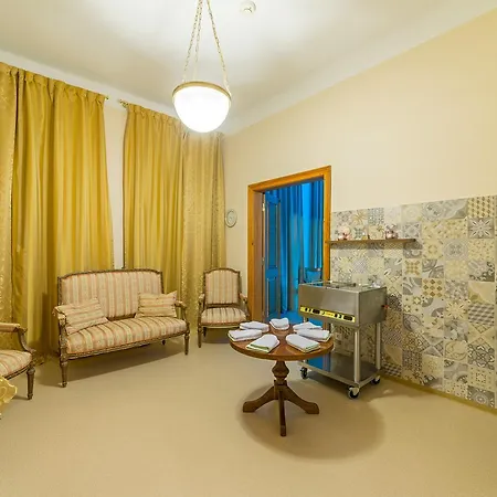 Tri Lilie 호텔 Františkovy Lázně