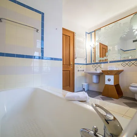 Tri Lilie 호텔 Františkovy Lázně