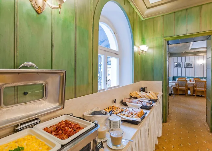 Tri Lilie Hotel 4*