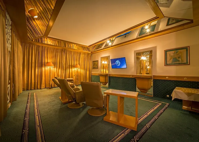 Hotel Tri Lilie 4*